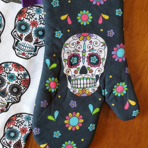 Kitchen Towel Oven Mitt, Day of the Dead, Sugar Skull, Halloween, Dia Muertos - Picture 2 of 4